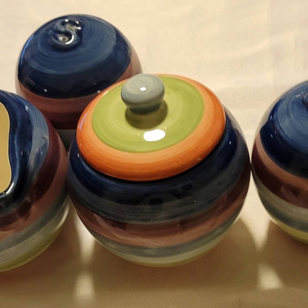 Set of Colormate creamer/ sugar bowl with oversized salt and pepper shak…